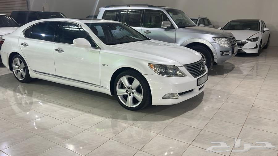 Lexus LS 46063062337932163111