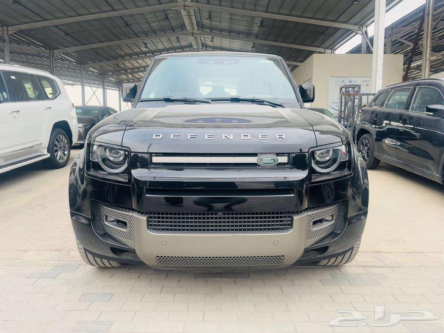 Land Rover Defender Full 2025 with customs card, available for cash or installment payment.63064685021954112