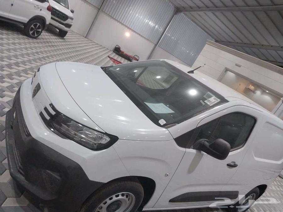 Peugeot Partner Diesel 2025 - Special offers for companies and institutions63067444585218112