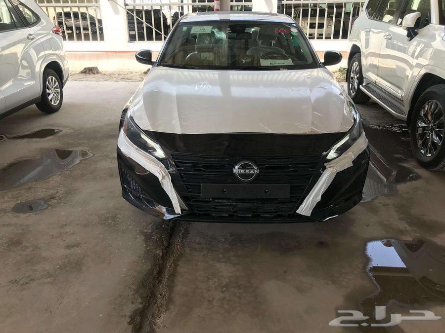 Nissan Theima SV model 2025 2.5 installments and cash63065820414593113