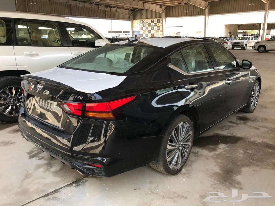Nissan Theima SV model 2025 2.5 installments and cash63065820414593111