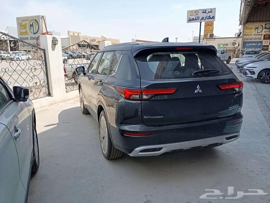 Mitsubishi Outlander Half Full 2025 Saudi63066216533379114