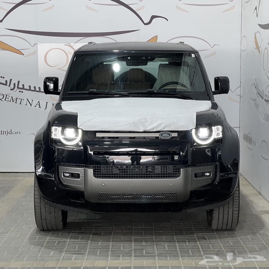 Land Rover Defender HSE Gasoline 6 Cylinder Gulf 202563066637171585111
