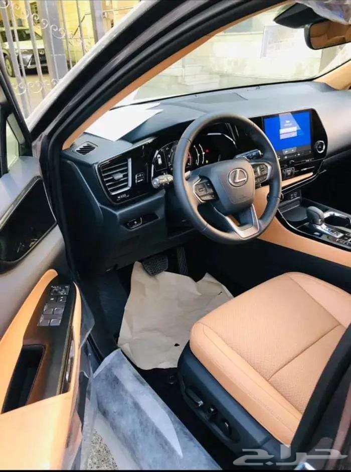 Lexus NX zero-mileage categories are available for bank sales without profit and in two installments63058654639745111