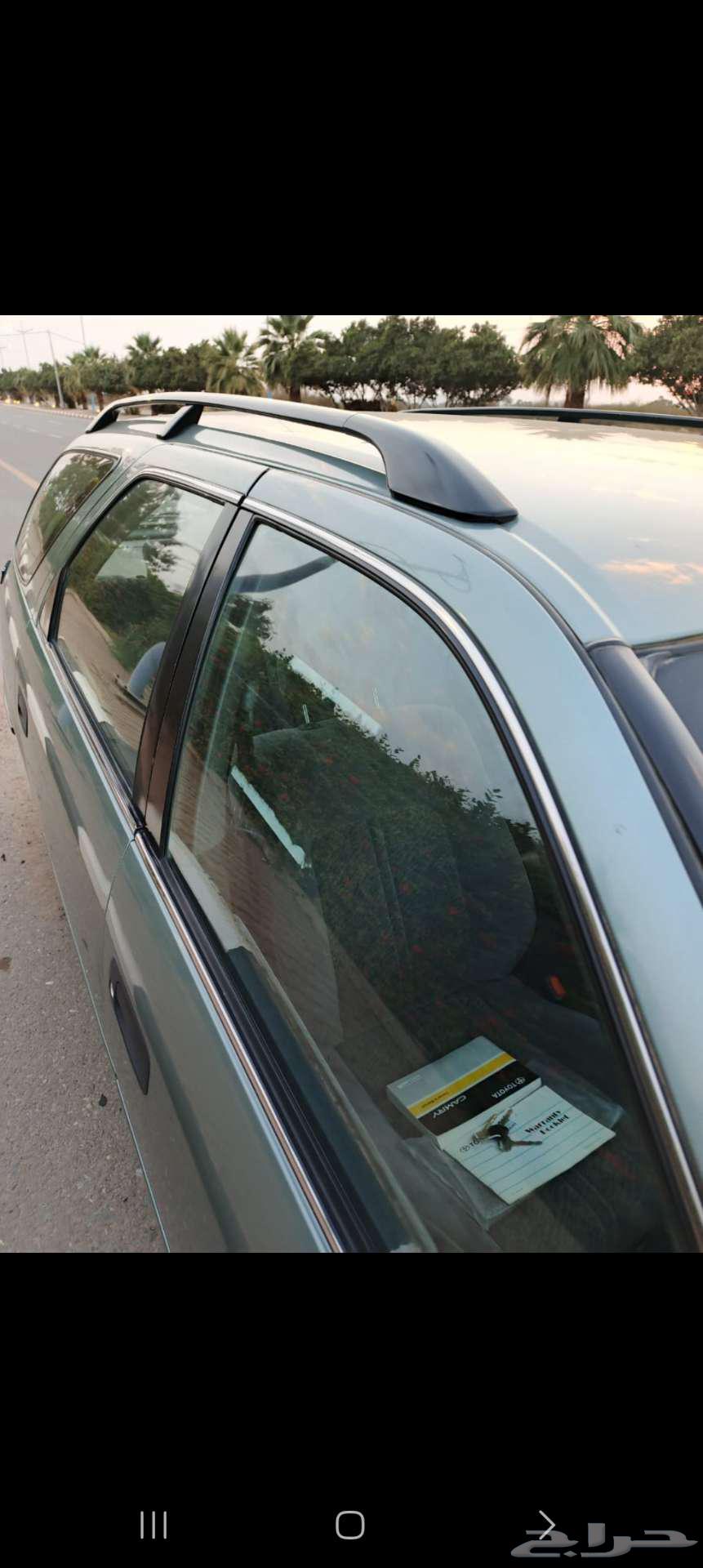Camry warehouse model 2000, clean and on condition63060227938305112