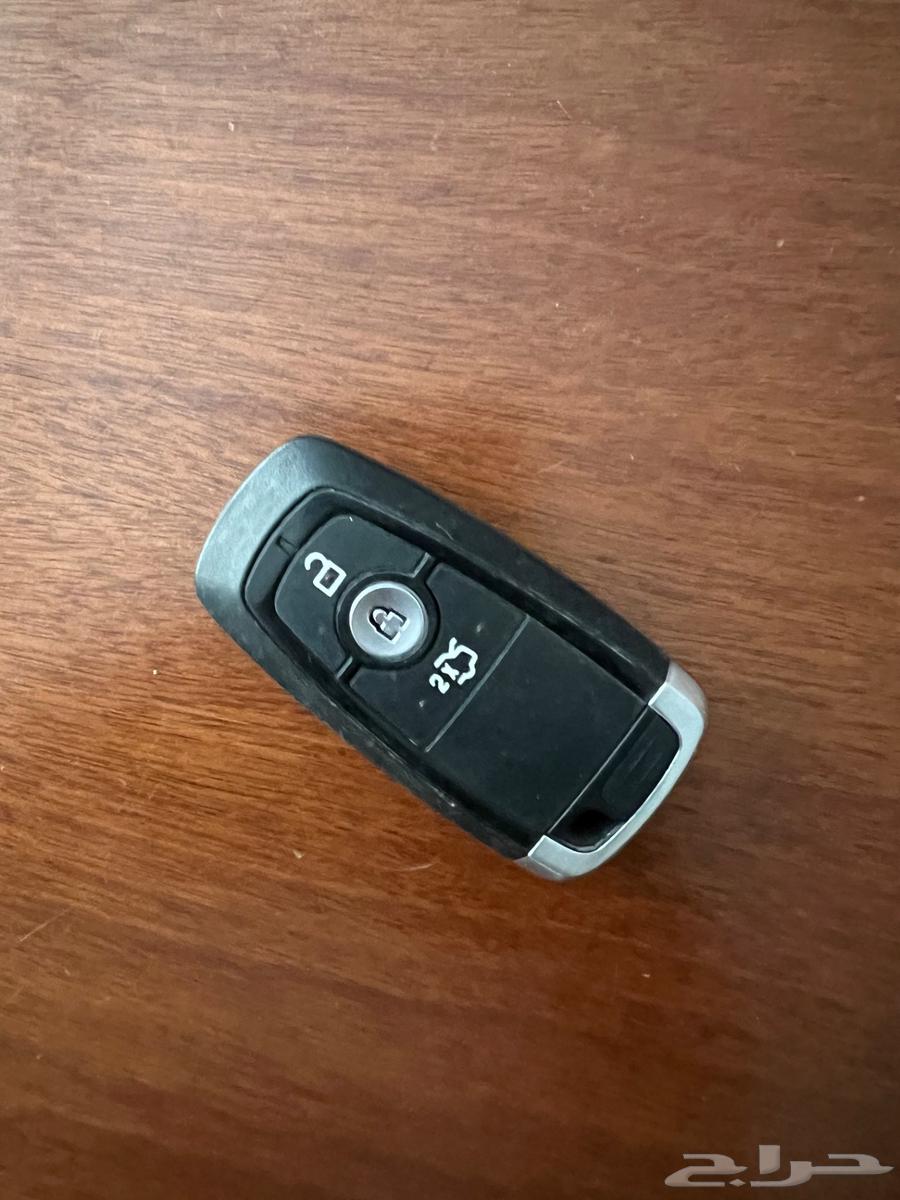 For sale, a new Kia Five agency key 202363060214725121114
