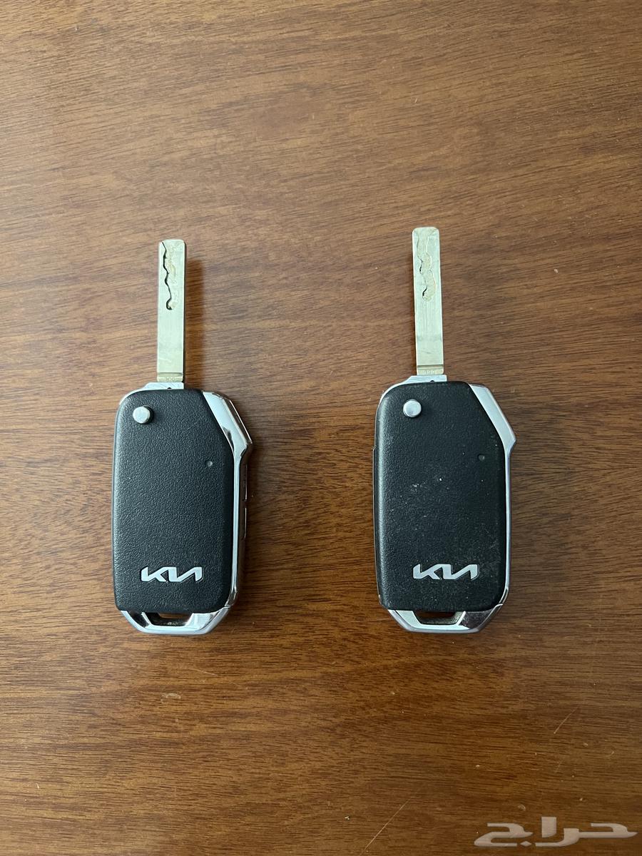 For sale, a new Kia Five agency key 202363060214725121111