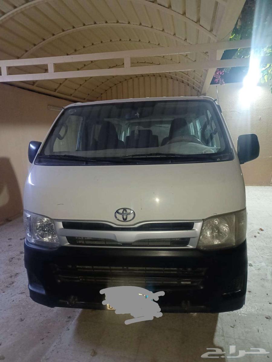 Toyota passenger bus 201163058233444611112