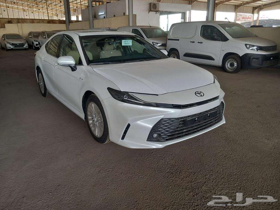 Toyota Camry LE Hybrid 2025 Cash and Financing63059852088705111