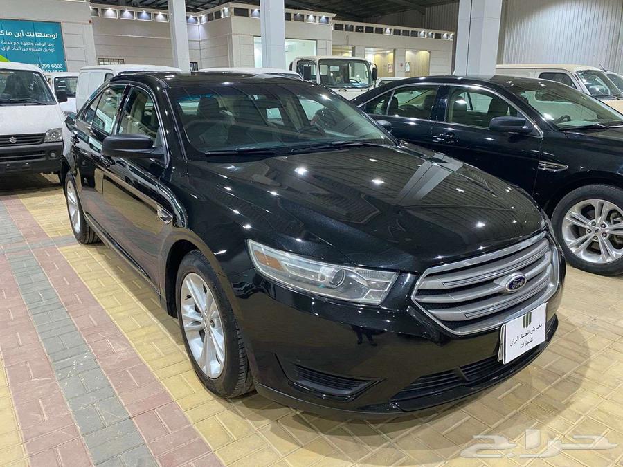 Ford Taurus Standard Model 201463062384927233111