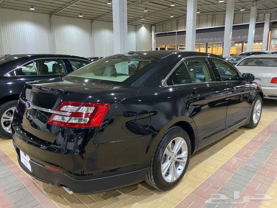 Ford Taurus Standard Model 201463062384927233113