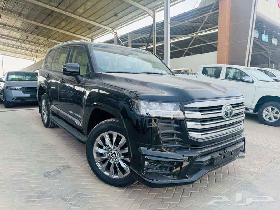 Toyota Land Cruiser GXR - Gasoline 2024 Kuwaiti tires Cash and installments63060232118786111