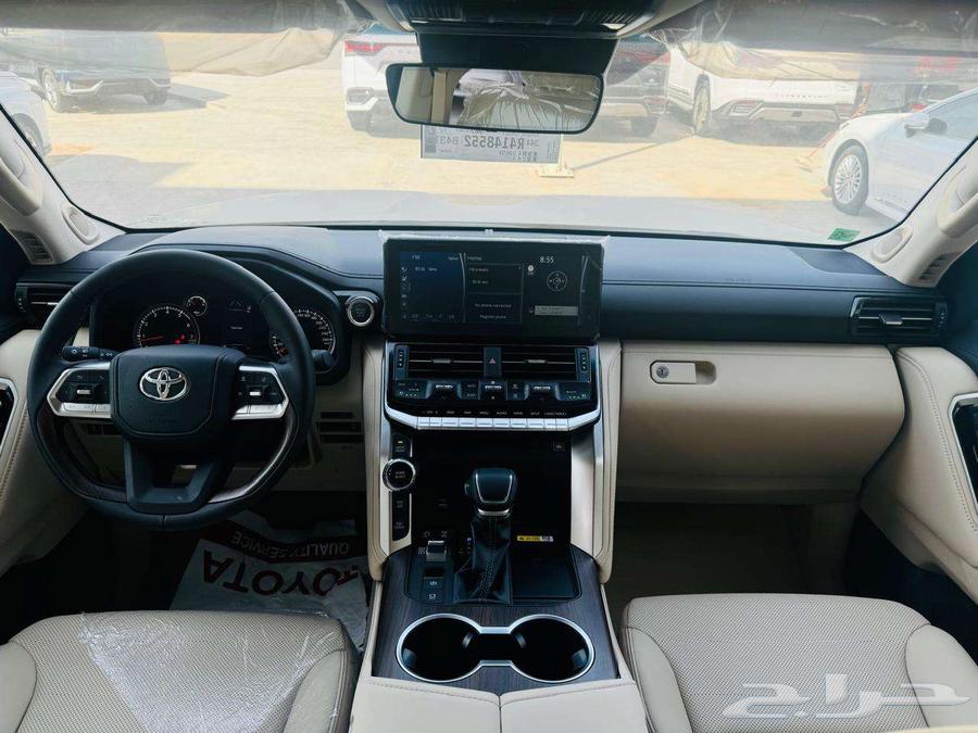 Toyota Land Cruiser GXR - Gasoline 2024 Kuwaiti tires Cash and installments63060232118786113