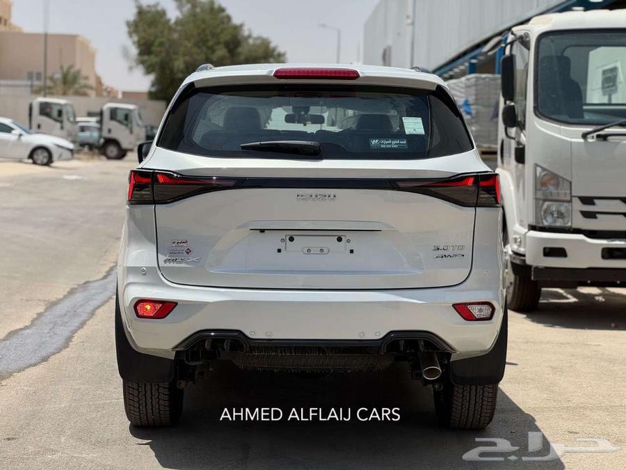 Isuzu MUX lowest price 2025 full option Al-Aysi63058631034369114