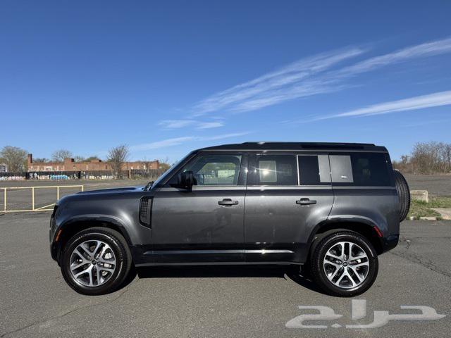 2022 Land Rover Defender 110 HSE فل مواصفات63055058747137112