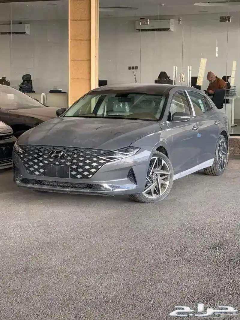 Hyundai Azera Smart Plus Panorama 2023 for 1800 installment Alhasan630578681290251116