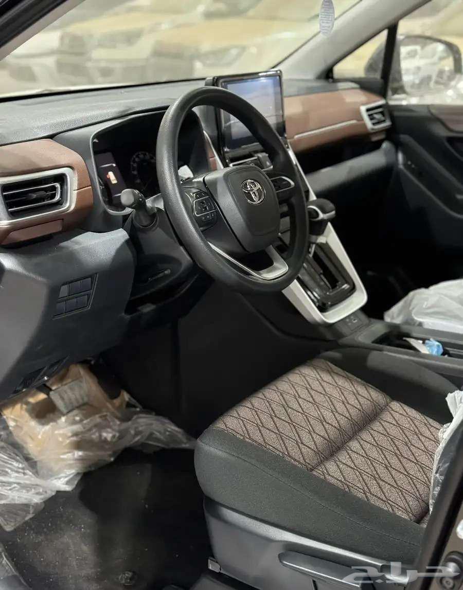 Toyota Innova GL 2.0 Gasoline 202463054298845314112
