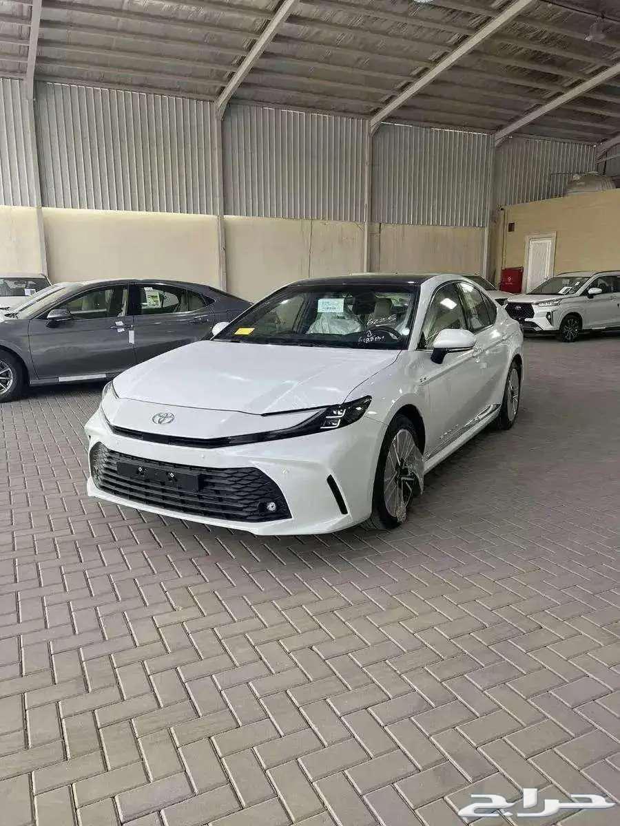 Toyota Camry Hybrid LE 202563057872321027113