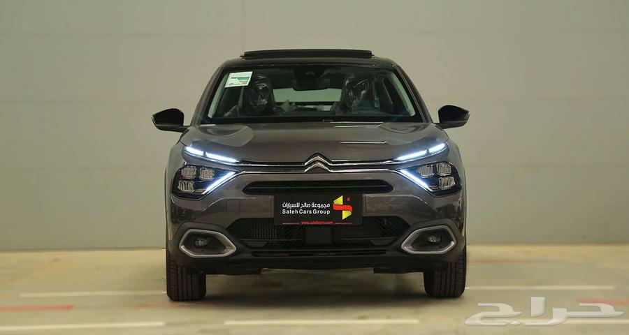 ![](https://media.zigzagcars.com/images/2023/05/16/97b4d81e-7fcd-4c41-9c7c-7c84f651ba85.jpg)  

**Citroen C4 SHINE 2024 Model**63055858959746113