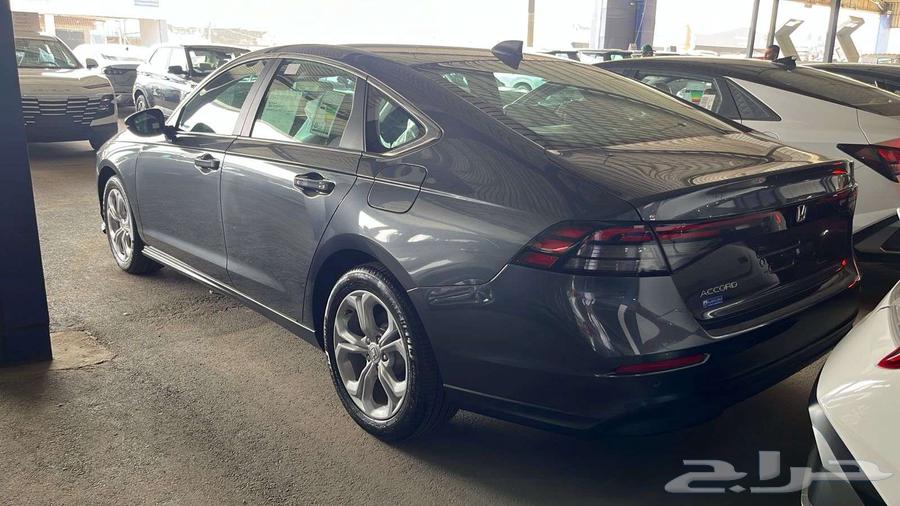 Honda Accord LX Standard63055863385731112