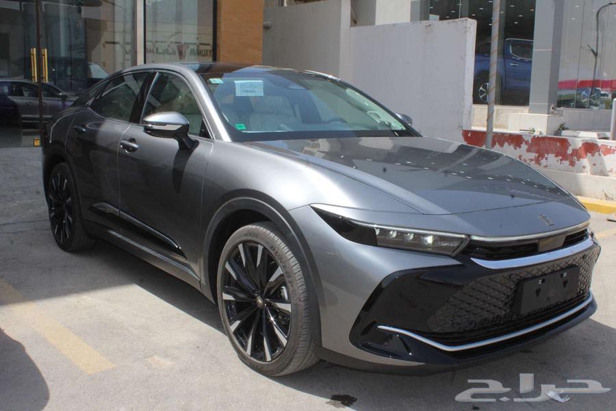 Crown Majista Full Hybrid 2023, lowest cash price and lowest installment63057872568707113