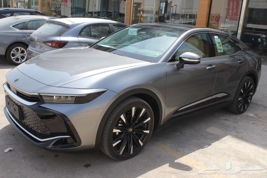 Crown Majista Full Hybrid 2023, lowest cash price and lowest installment63057872568707112