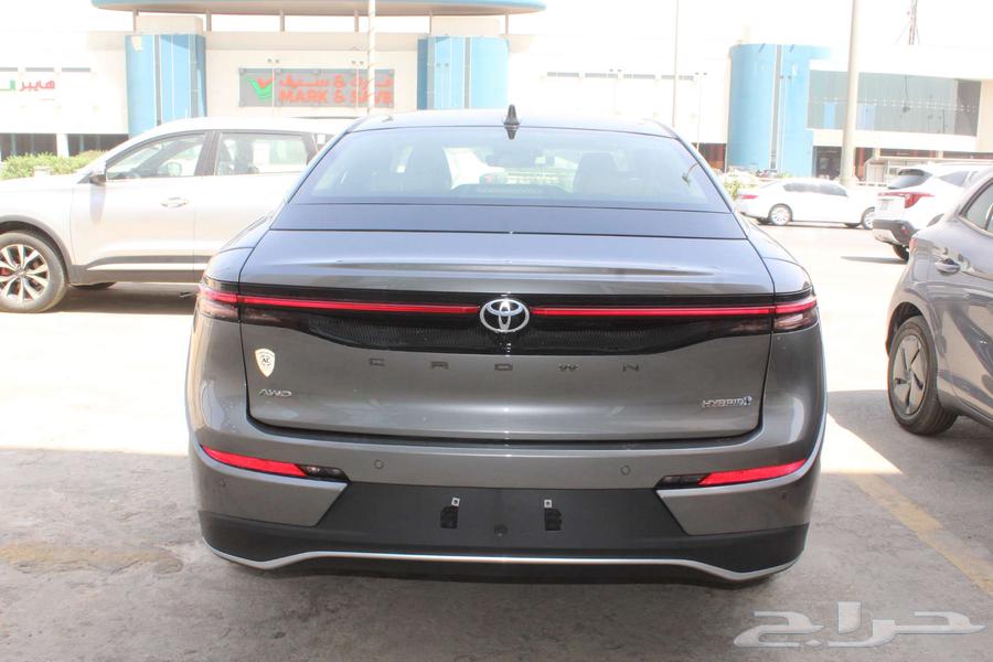 Crown Majista Full Hybrid 2023, lowest cash price and lowest installment63057872568707114