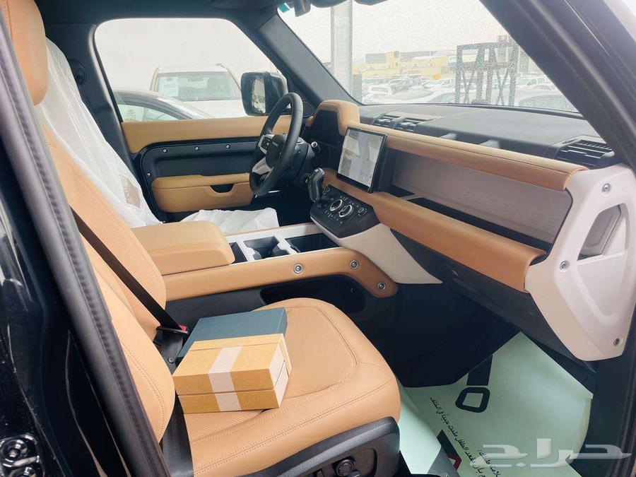 Land Rover Defender 4 cylinder full option 2025 with customs documents, installment plan available.63056652826882114