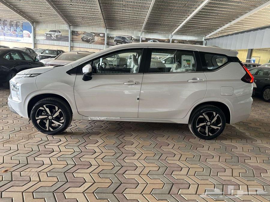 Mitsubishi Expander High Line 202563054685384065111