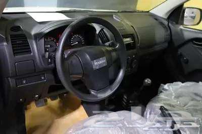 Isuzu Gmara 2025 normal and electric glass63052706465282111