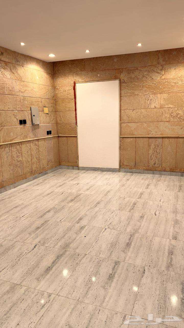 Room with bathroom for rent in Bakodo63012951525633114