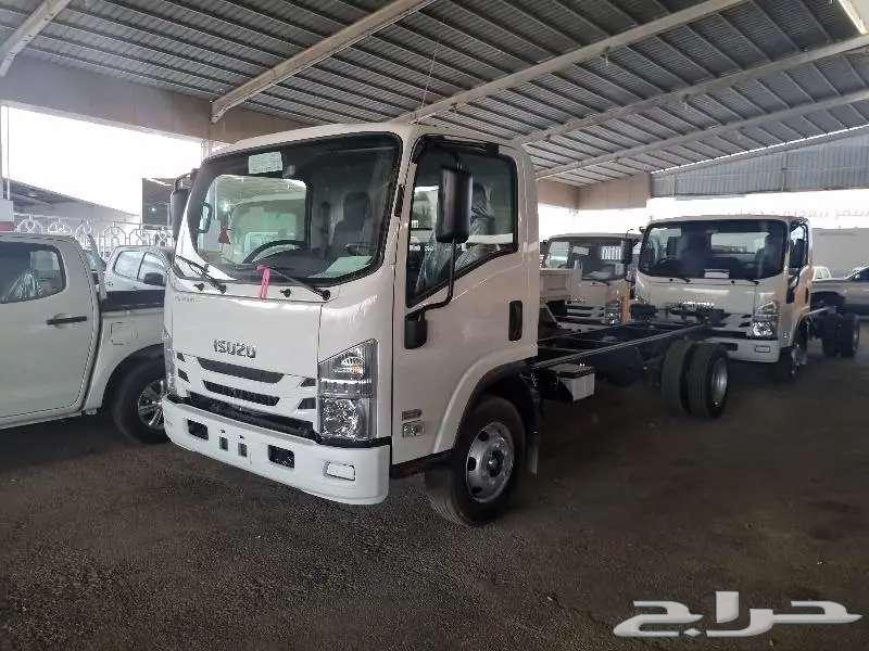 Isuzu Dina 2025 model, cash and installment for companies63051873267202111