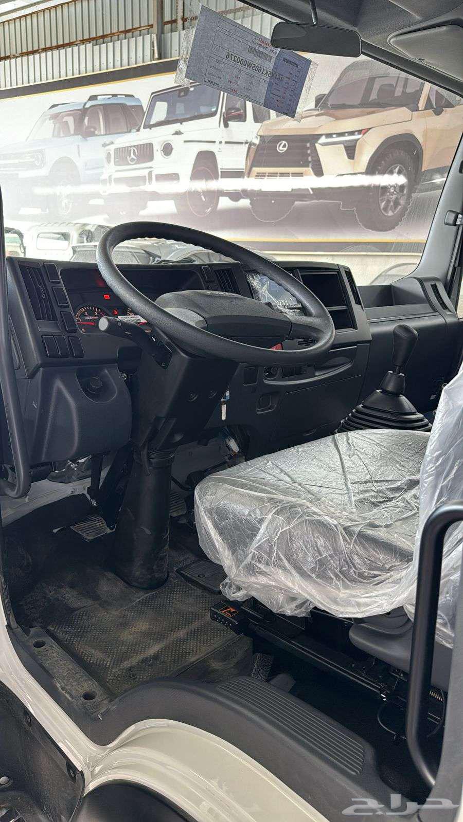 Isuzu Dinha Long Chassis 7.5 Ton Saudi 2025-161,00063051467708930112