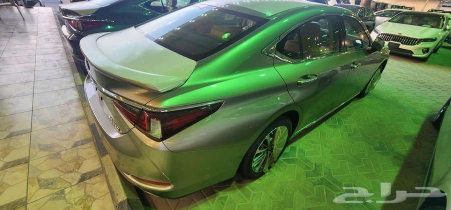 Lexus ES350 CA Premier 202563053116653057111
