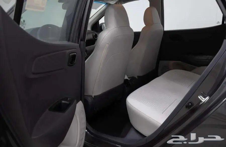 Hyundai i10 is available at the best prices for cash and financing63049850109186113