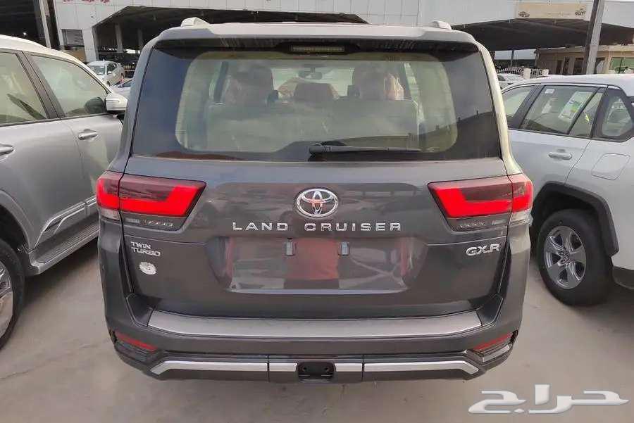 Toyota Land Cruiser GXR4 Gasoline Saudi Cash and Installments 202463050252696451114