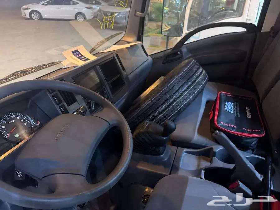 Isuzu Diana 6 Ton Long Chassis Model 202463051873639043113