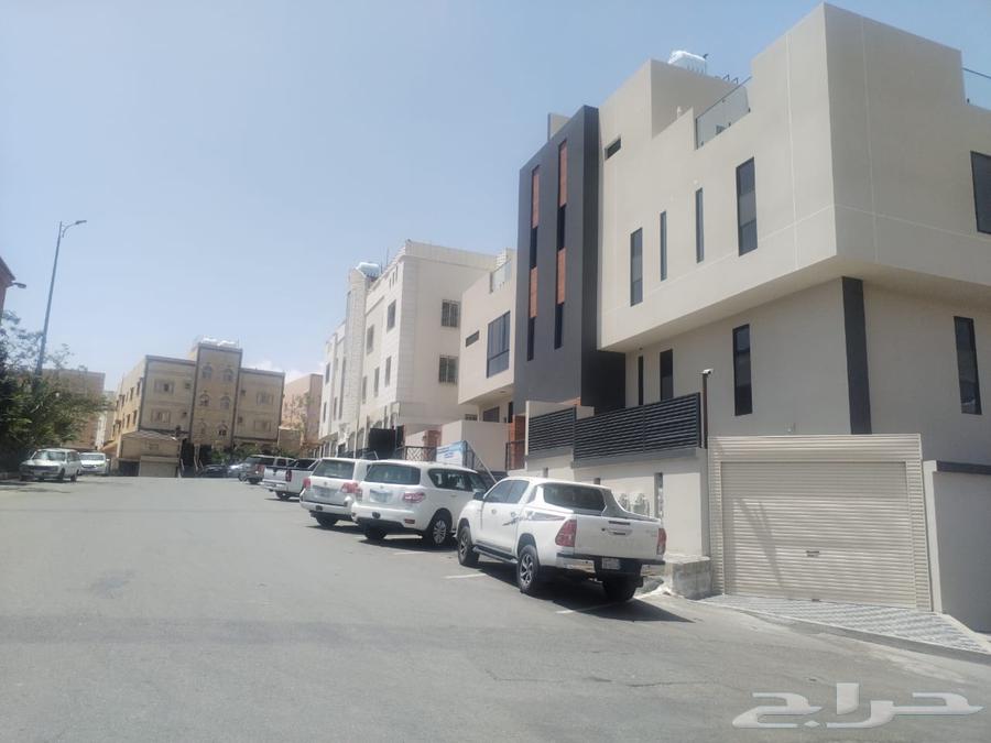 للبيع شقة روف دورين بأبها حي الصفاء63013389608194114
