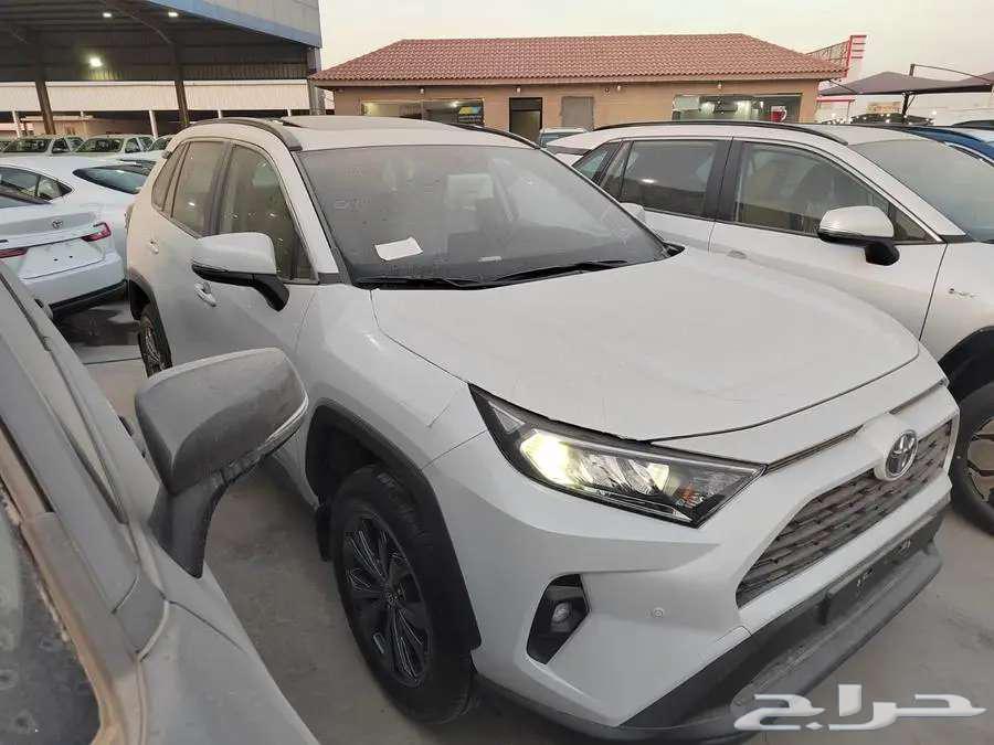 Toyota RAV4 2025 XLE Gasoline63050252709891111