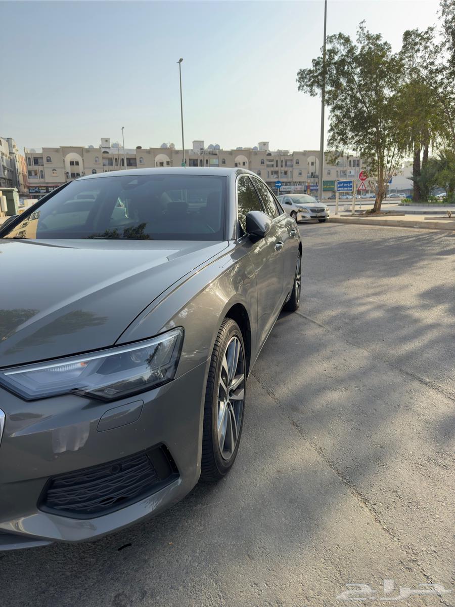 Audi A6 2022 standard showcased for sale63077576692098111
