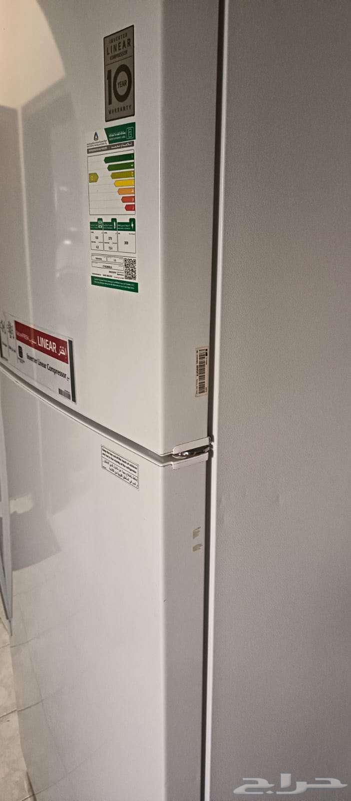 LG refrigerator is very clean and has been discounted63032044547458115
