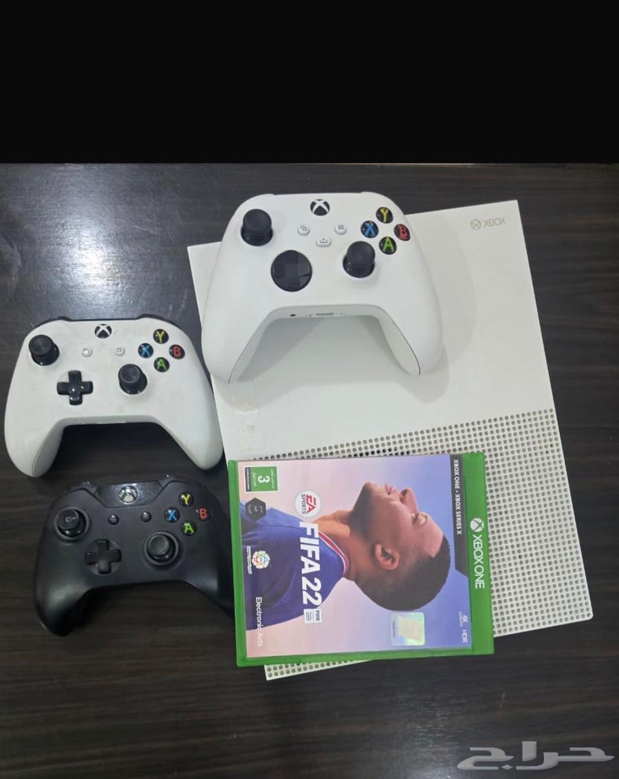 جهاز XBOX مع ملحقاته للبيع630320499293461129