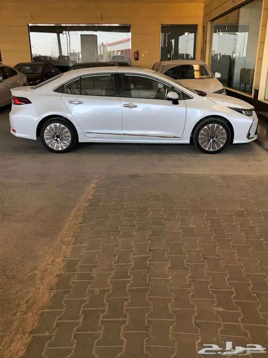 Toyota Corolla GLI full option 2024 model on installments of 1400 at Al-Hasan63043958434050113