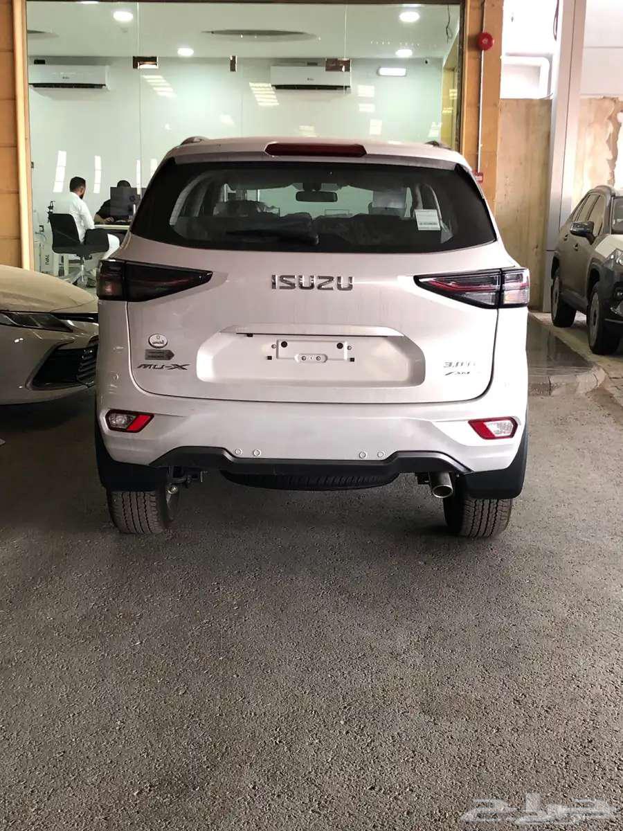 Isuzu MUX Full Option Double Diesel Saudi 2024 installment 1850 at Al-Hasan63044407294465113