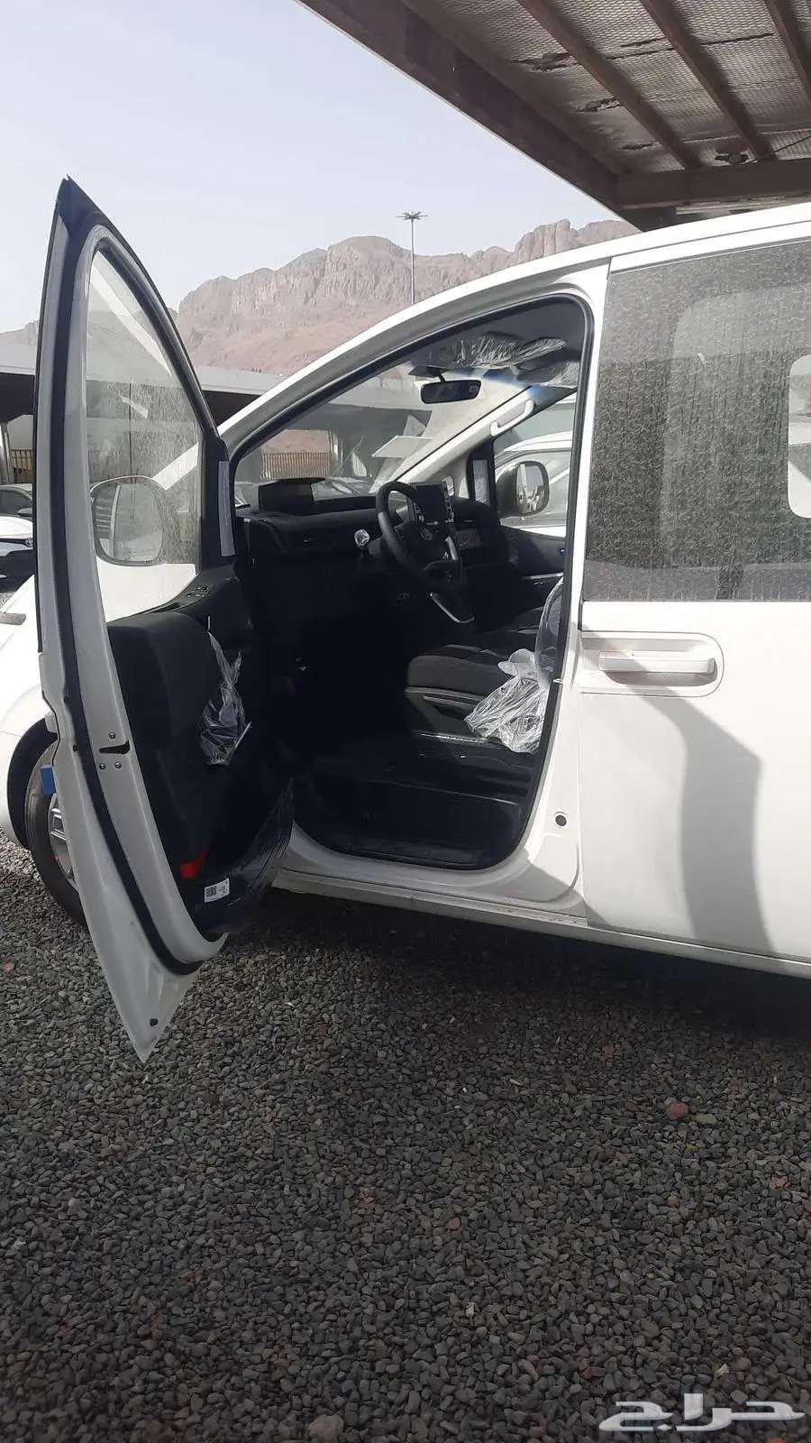 Hyundai Staria 9 Passenger Diesel 2025 Installment Rajhi Institutions630465016849931115