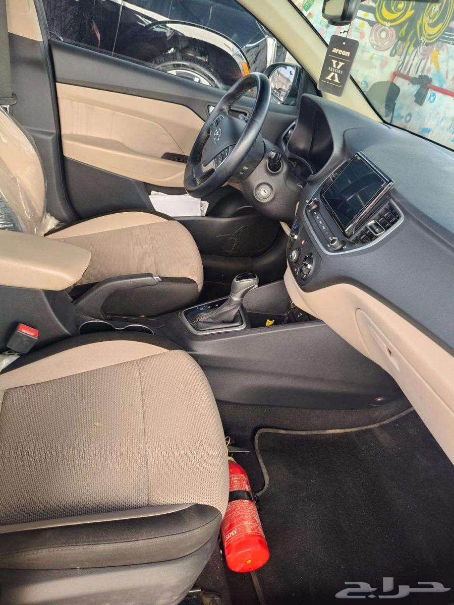 !Accent 2023 Sedan Roof Open in Excellent Condition63041455457026112