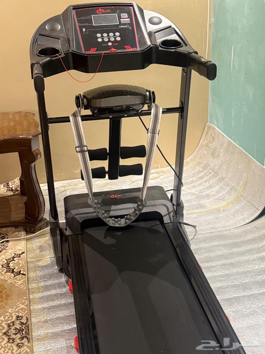 Very clean treadmill with little use630294281372181120