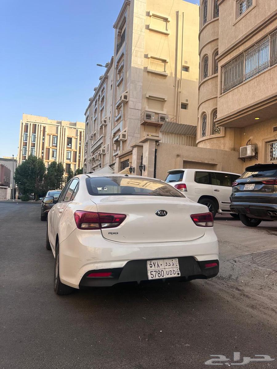 كيا ريو 2018 ابيض63133535961473112