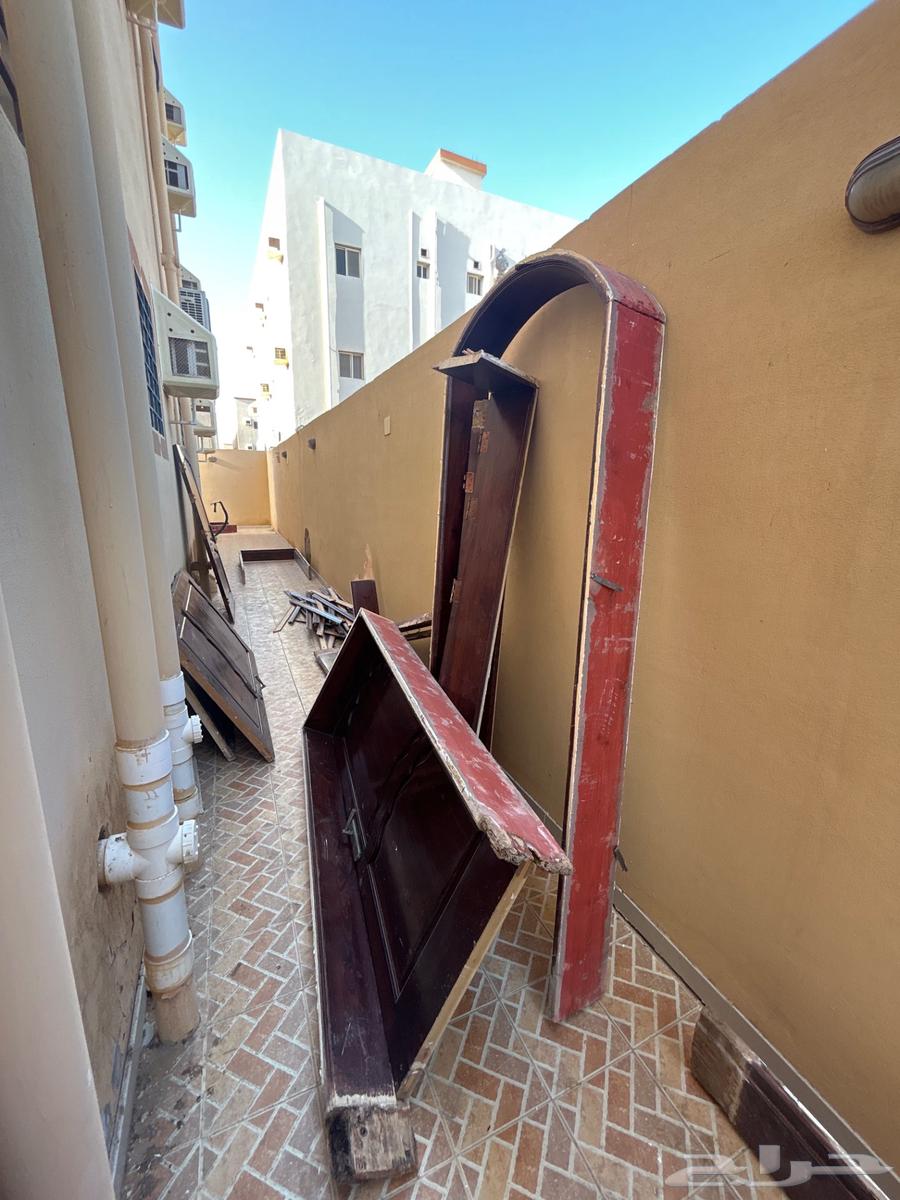 7 apartment doors made of clean original wood63030778248833111