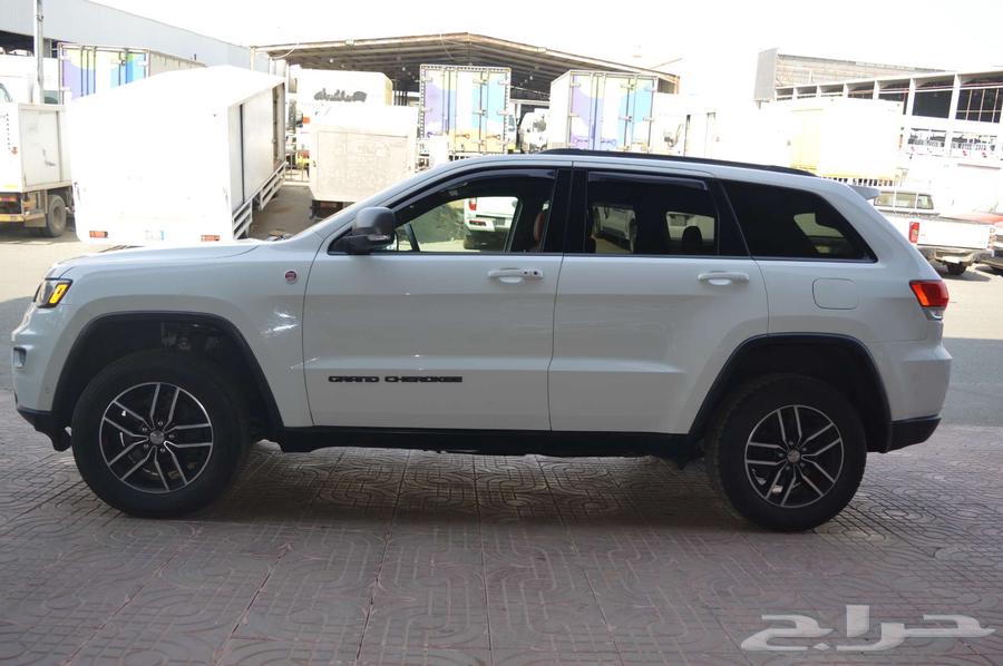 Jeep Grand Cherokee Trailhawk 2018 Panorama, customs card63038497735555113